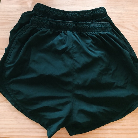 Nike Tempo Black running Shorts - Picture 2 of 6